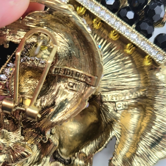 Heidi Daus Year of the Tiger Aurora Borealis Swarovski Crystal Tiger Jewelry Set - Picture 13 of 14